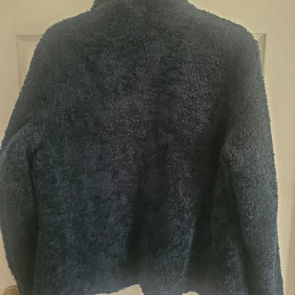 Pendleton fuzzy full zip woman's winter cozy jacket, size medium - Picture 11 of 11